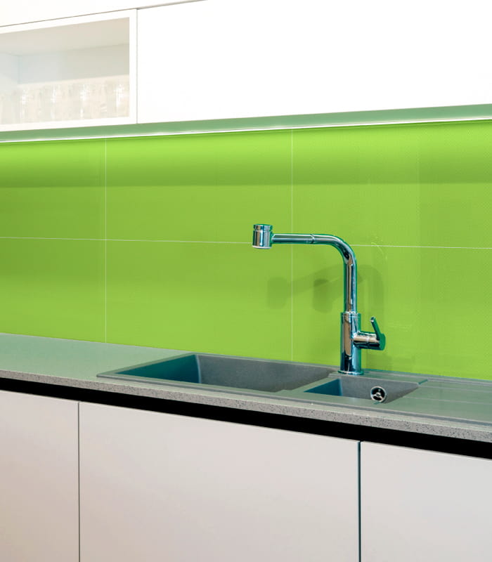 CERAM.  LISO PIxEL LIME (27x46) 1.86M2